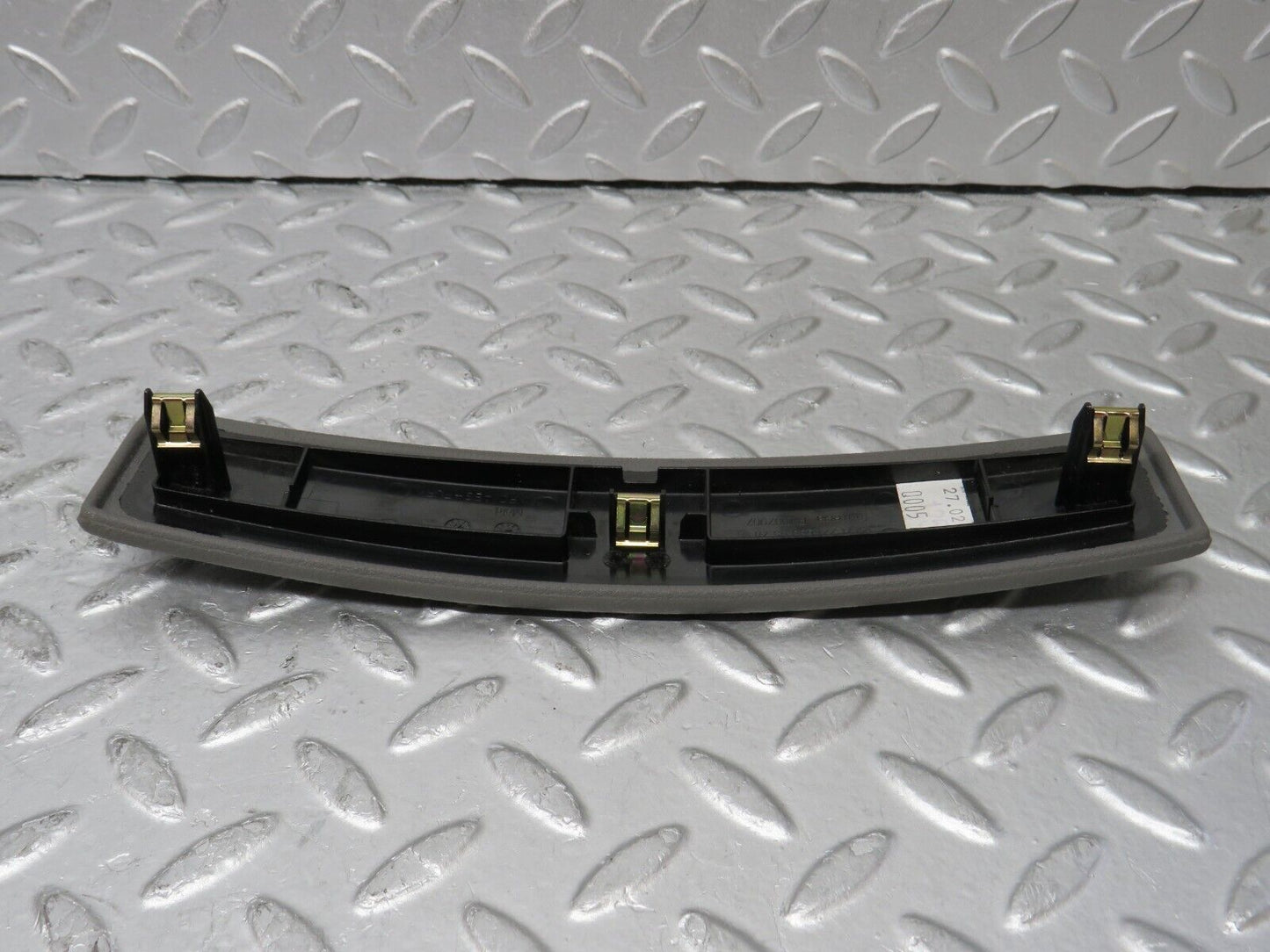 35159 Mercedes-Benz W221 CD Player Lower Cover Panel 2216800578