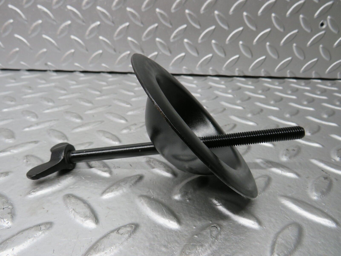 29908 Mercedes-Benz W123 230E Spare Wheel Holder