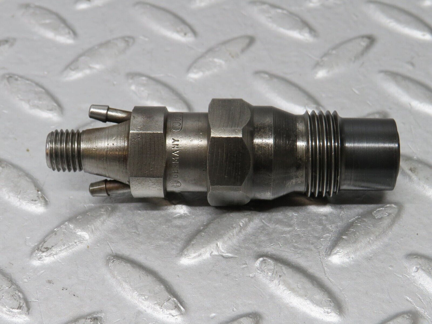35893 Mercedes-Benz 240D OM616.912 Diesel Fuel Injector Bosch KCA30S35/4