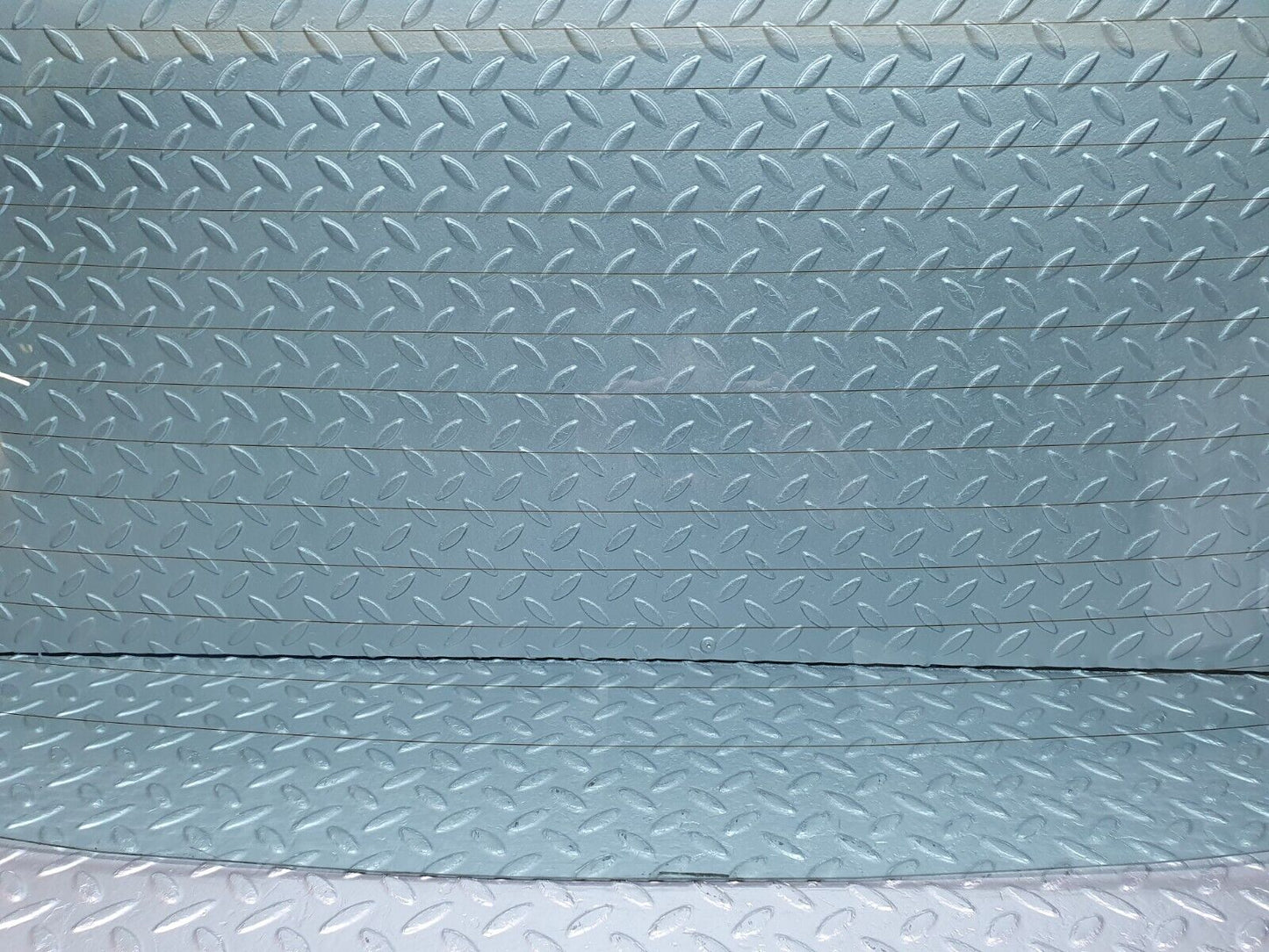 40816 Mercedes-Benz W123 300D Rear Heated Windscreen Glass