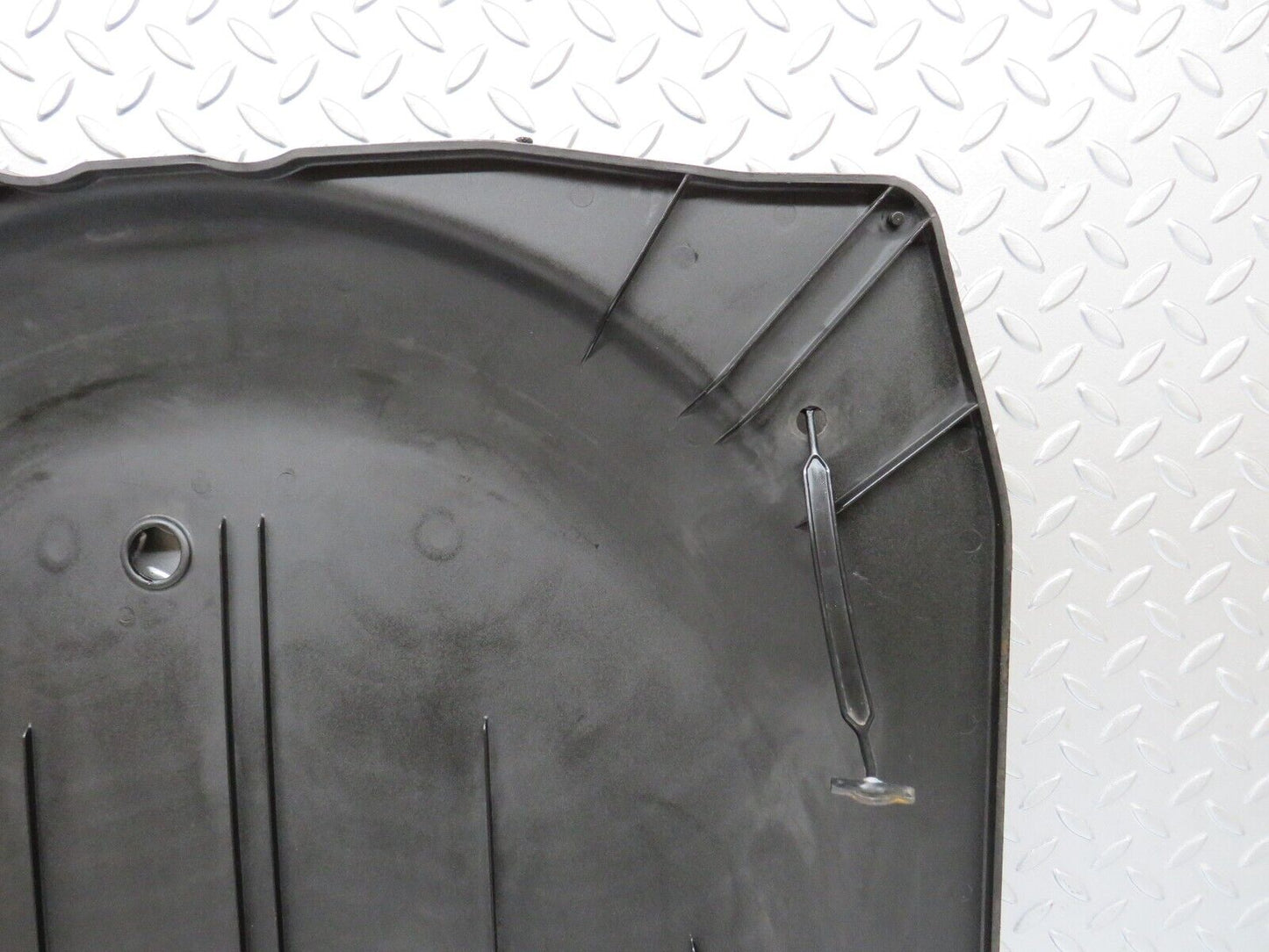 39844 Mercedes-Benz R107 350SL Coupe Spare Wheel Cover 1076930033 1236930014