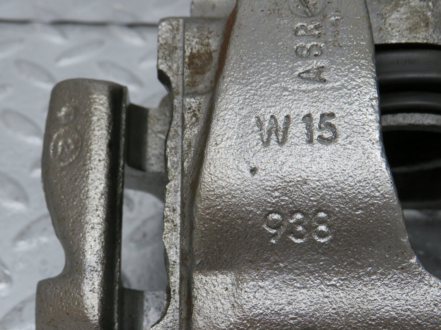35023 Mercedes-Benz W210 320E Front Right Brake Caliper ATE 57/28/300