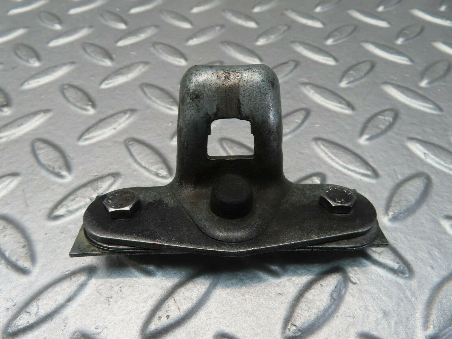 11557 Mercedes-Benz C123 230CE Coupe Trunk Lock Latch 1237580150