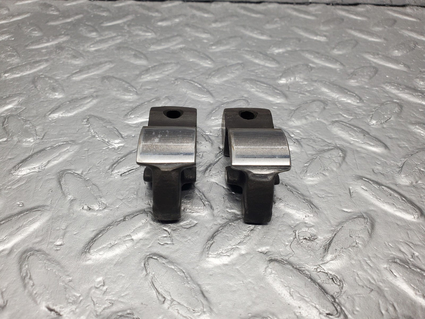 W126 Coupe rocker arm used OEM