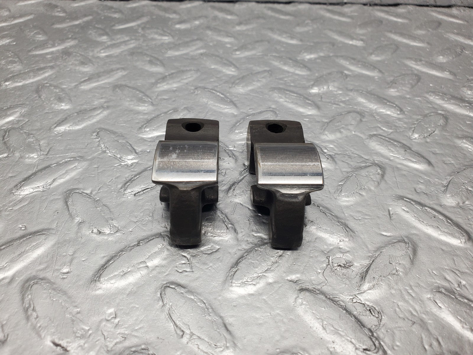 W126 Coupe rocker arm used OEM