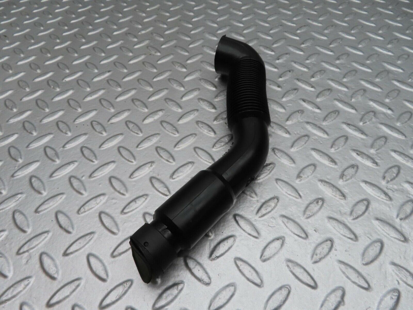 14917 Mercedes-Benz W140 S320 Water Drain Hose Left Side 1408314146