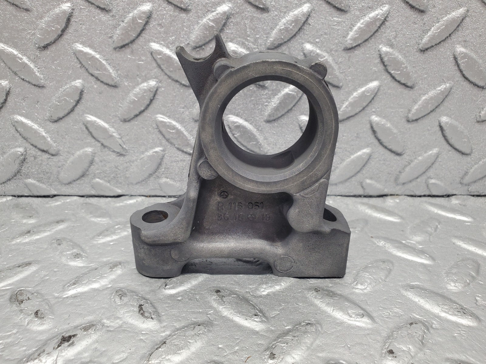 W126 Coupe camshaft tower bearing used OEM