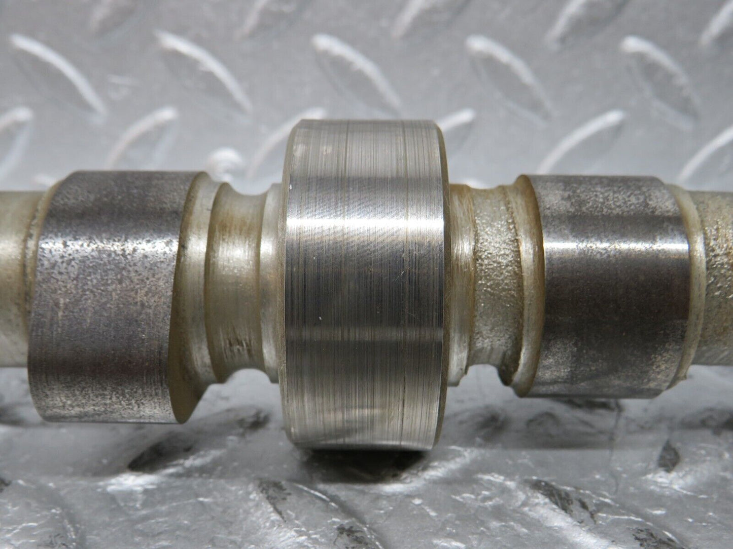 37134 Mercedes-Benz C126 420SEC Coupe Camshaft Right Side 11711
