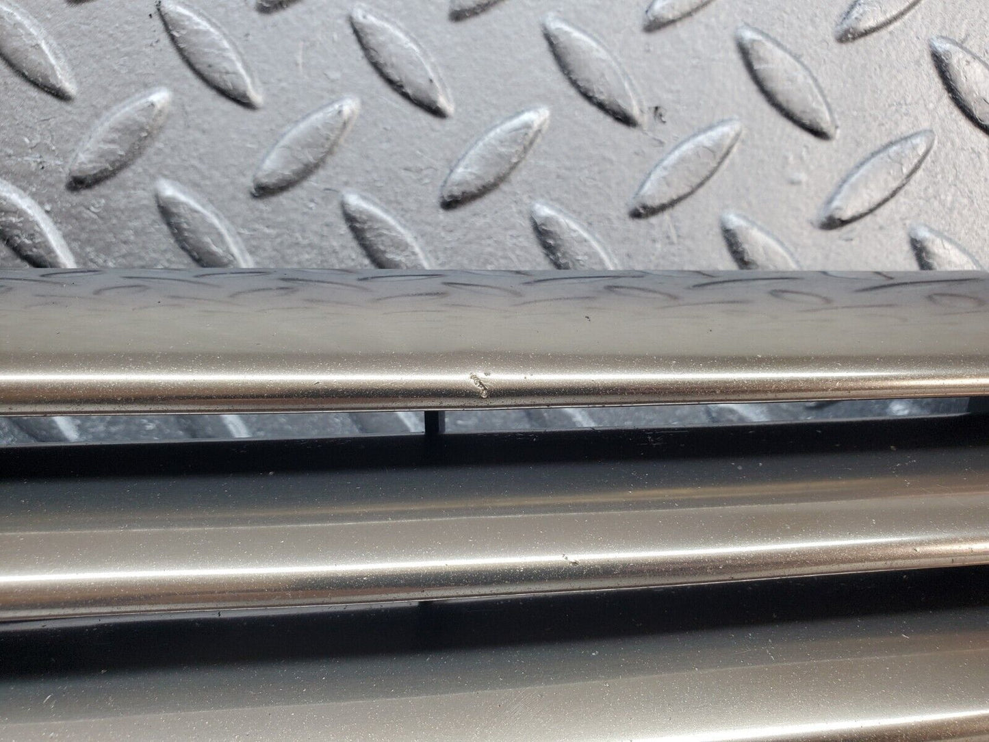 45118 Mercedes-Benz R129 300SL Coupe Bonnet Grill 1298800085