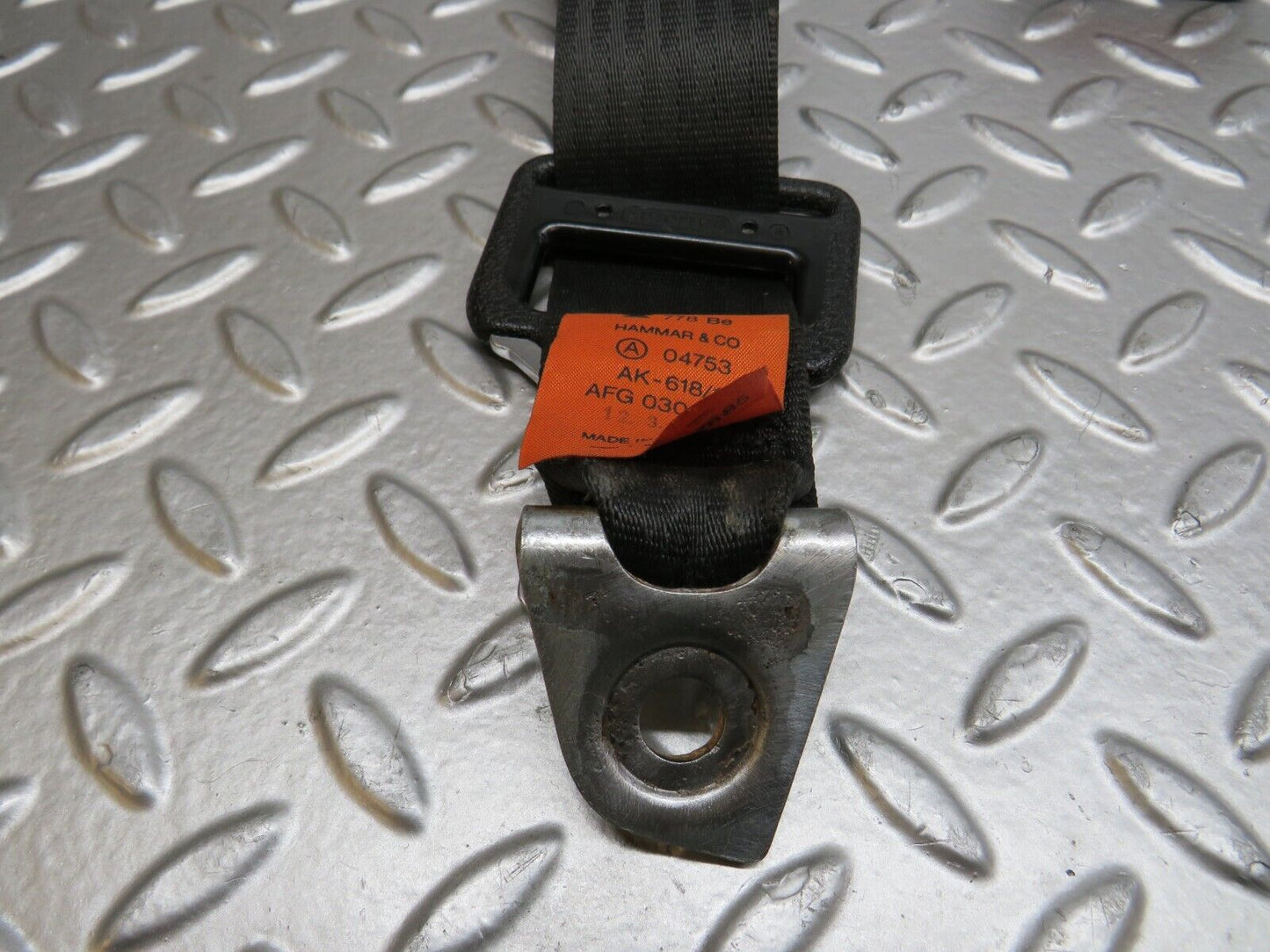 28163 Mercedes-Benz W123 280E Rear Seat Belt Set With Buckles 1238607885