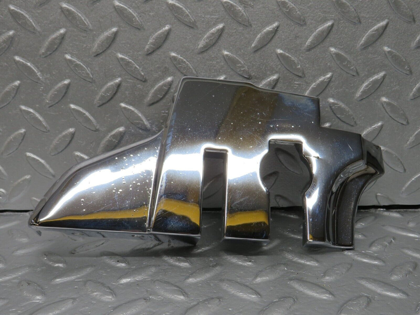 40005 Mercedes-Benz R107 350SL B Pillar Chrome Cover Right 1076930235