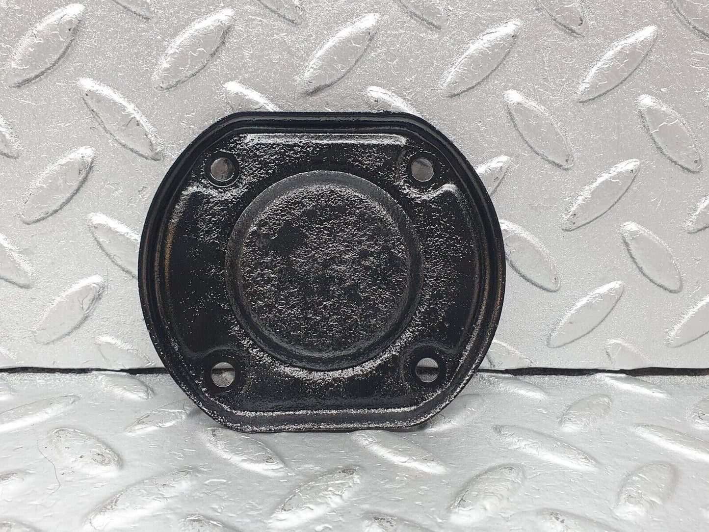 44169 Mercedes-Benz C123 230CE Coupe Camshaft Access Cover Plate