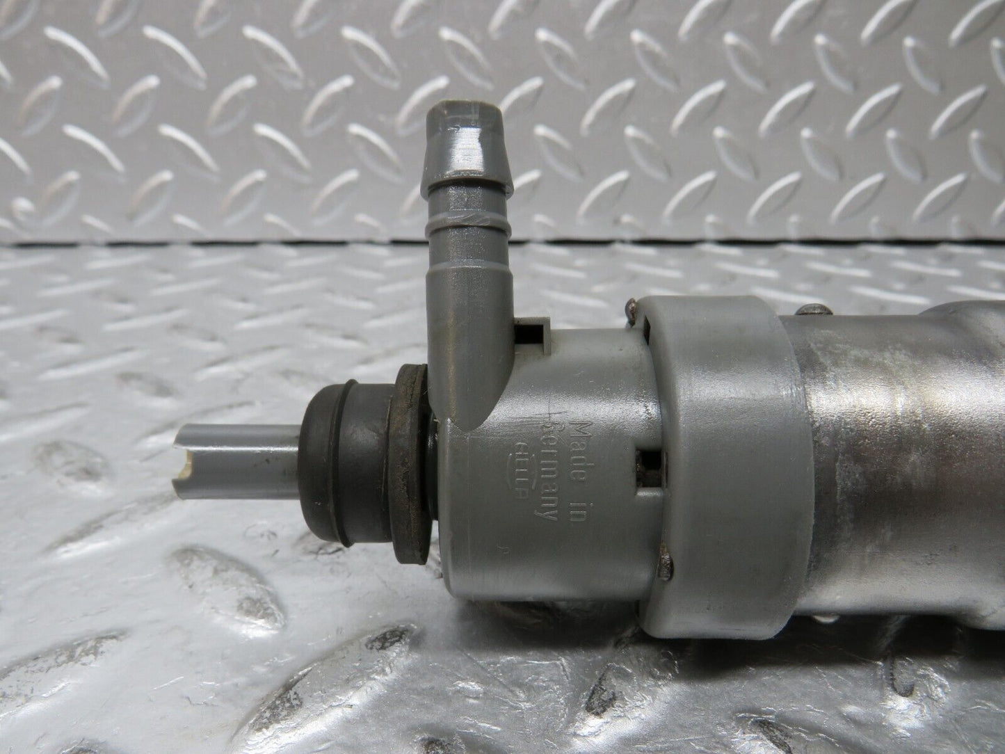 30131 Porsche 924 Windscreen Washer Pump Hella