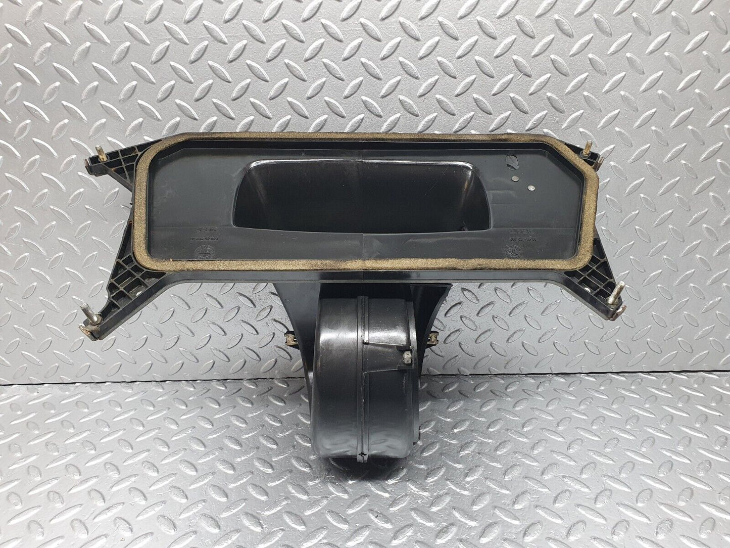 42657 Mercedes-Benz W201 190 2.0L Heater Blower Housing