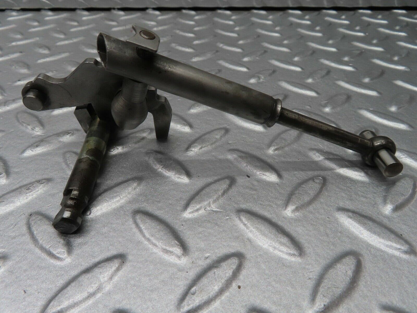 19783 Mercedes-Benz R107 450SL Automatic Gearbox Control Shaft