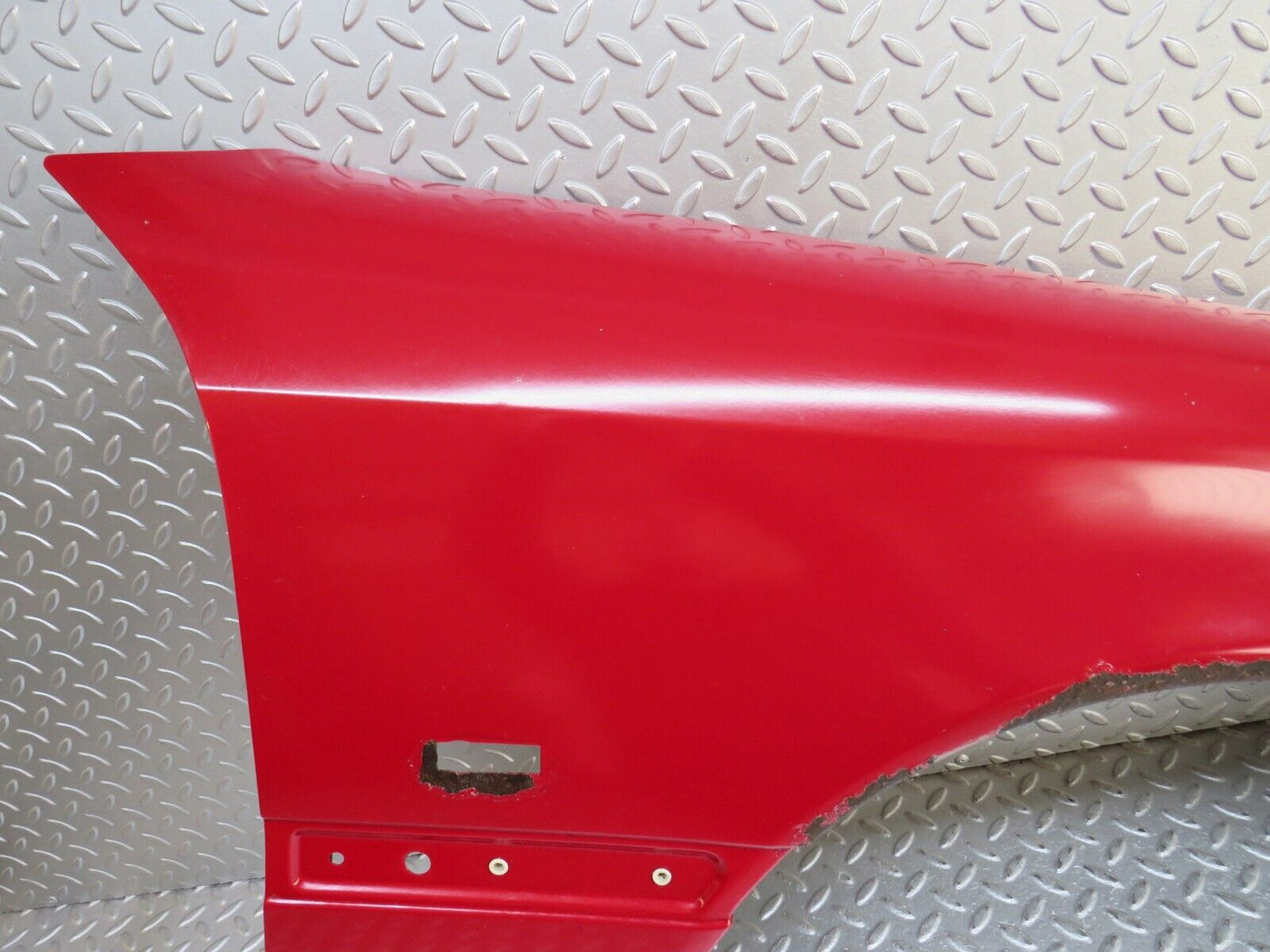 33369 Mercedes-Benz W202 C180 Front Right Fender Wing