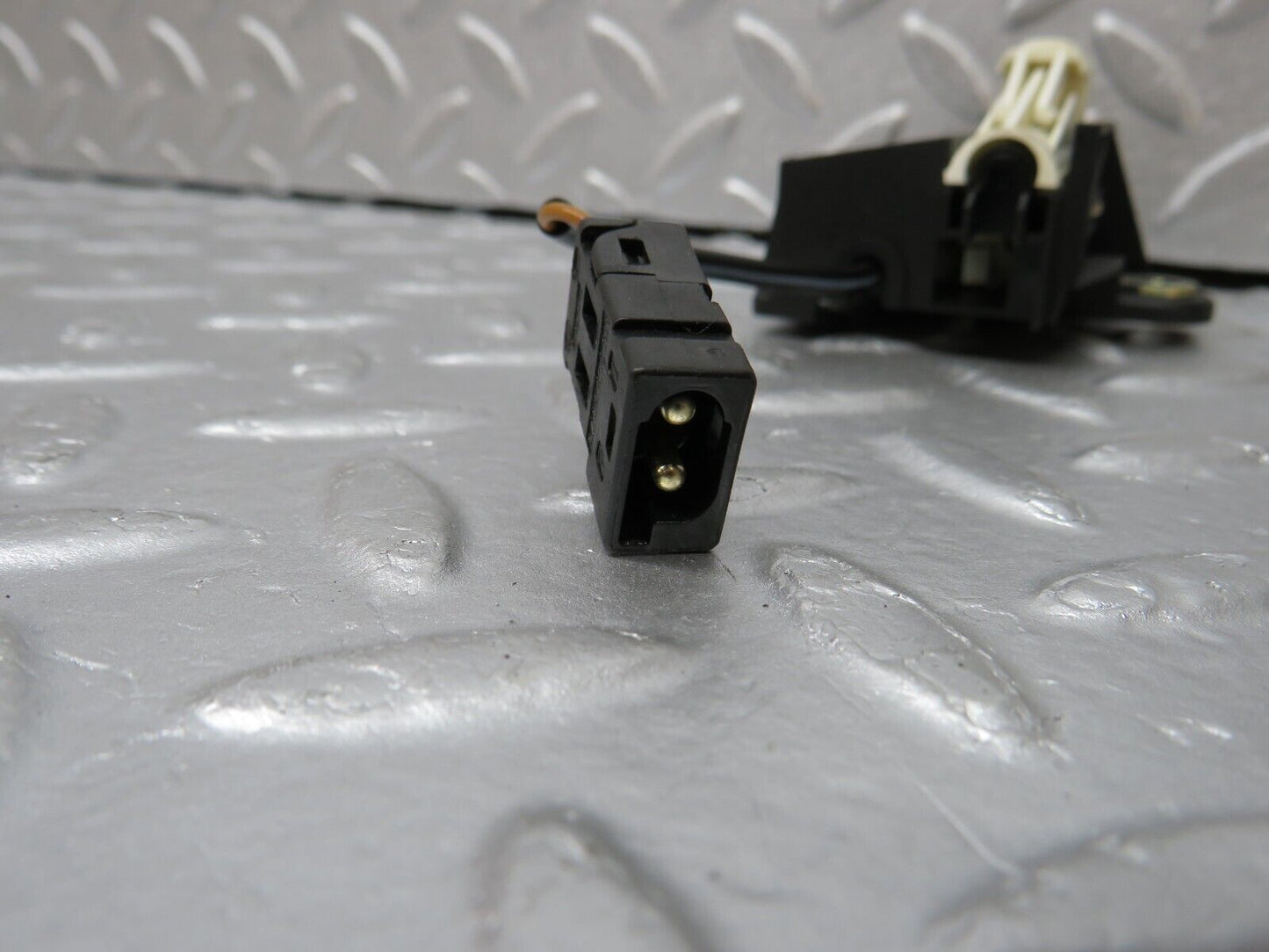 39502 Mercedes-Benz R129 320SL Coupe Roof Limit Switch 1298206110