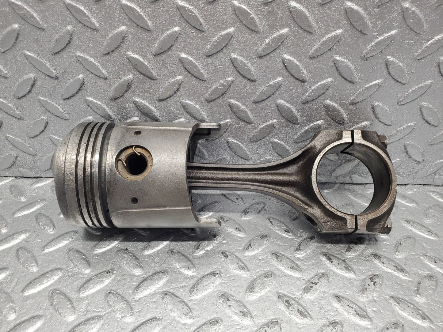 W112 piston and connecting rod used OEM