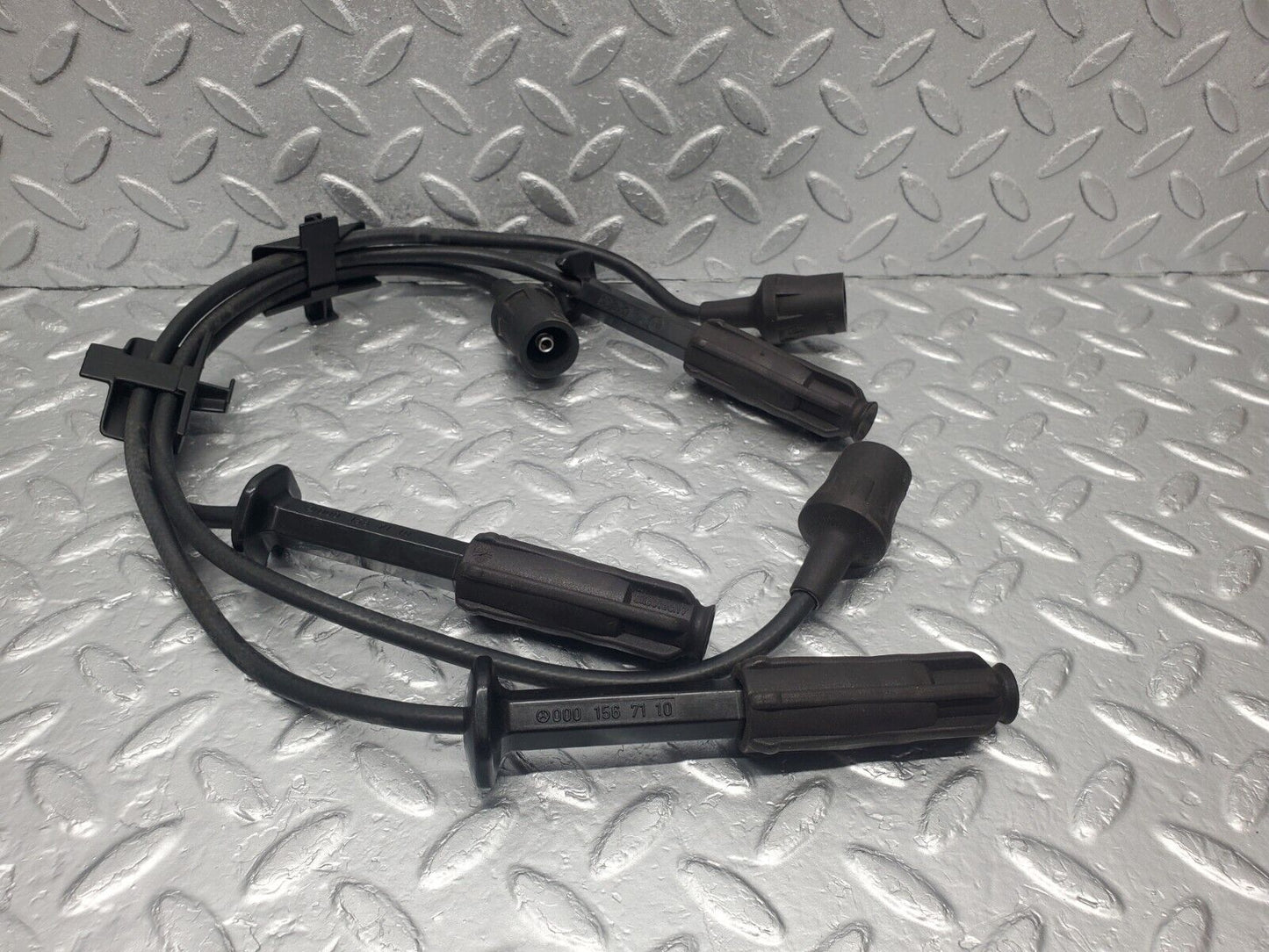 46201 Mercedes-Benz W124 280E Ignition Coil Lead Set 0001567110 0300404106