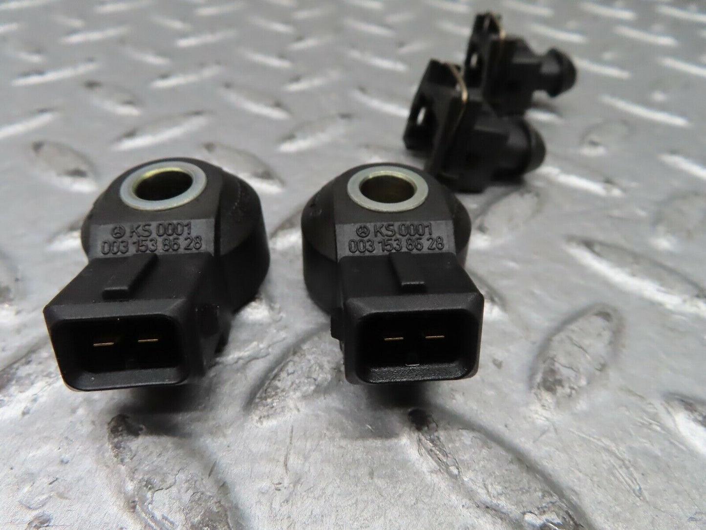 19676 Mercedes-Benz C140 CL420 Coupe Knock Sensor Pair 0261231110