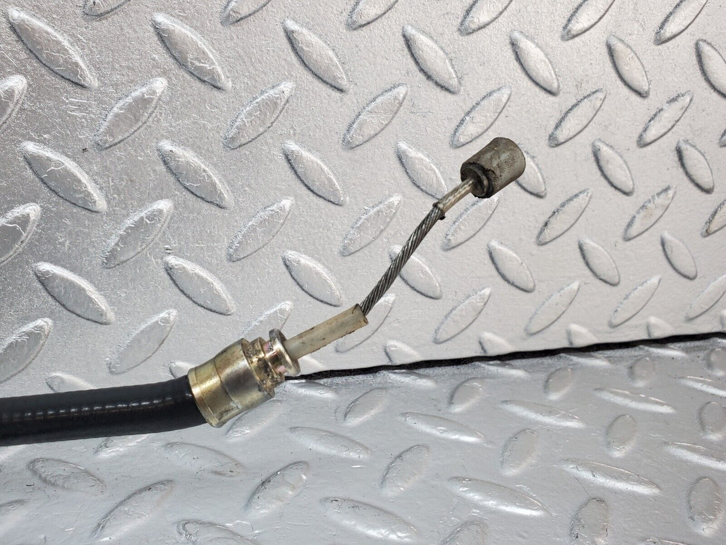 44420 Mercedes-Benz W123 280E Handbrake Cable