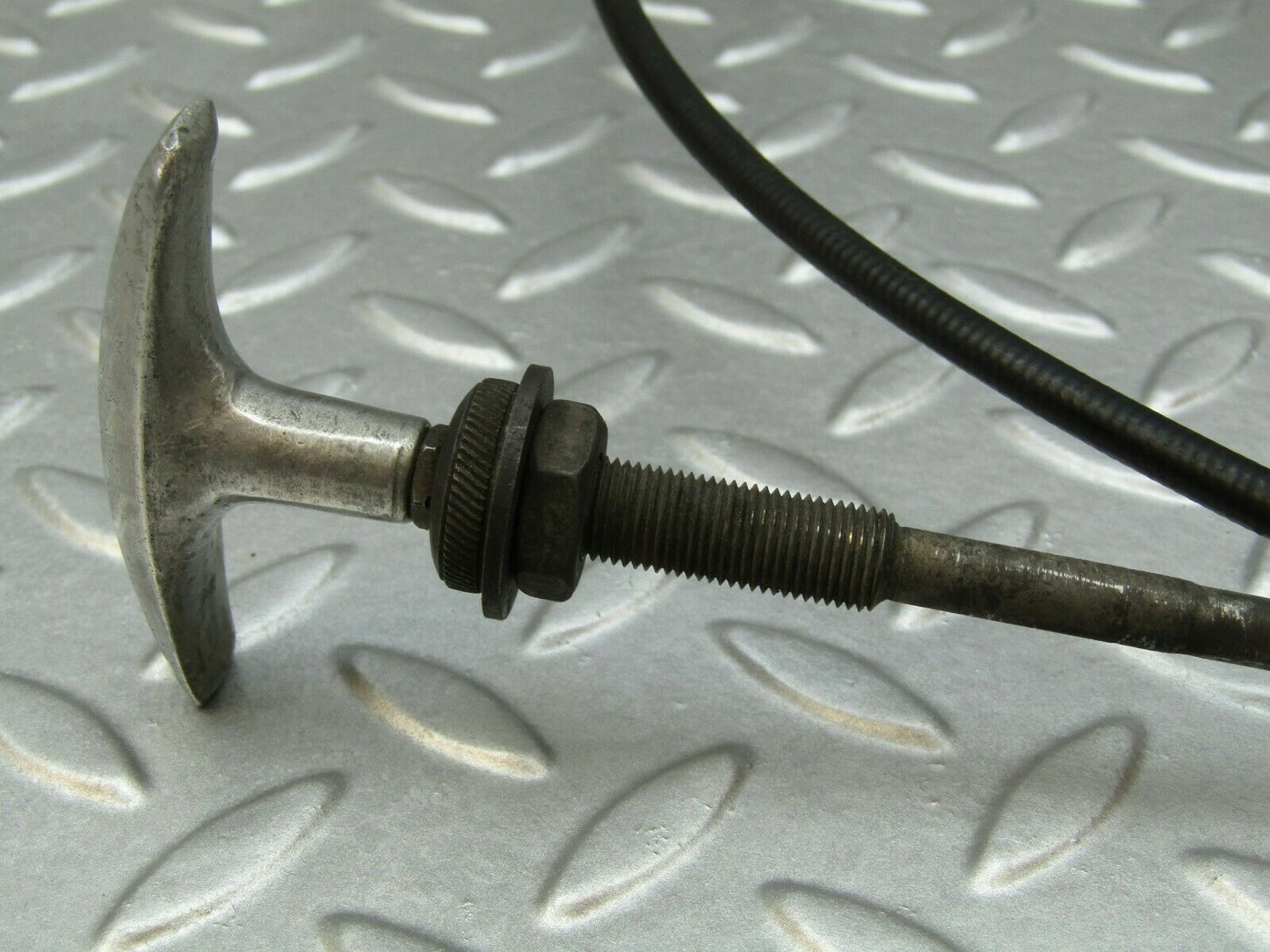 3330 Mercedes-Benz W105 PONTON Bonnet Release Cable