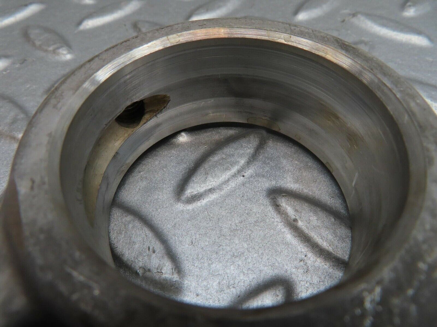 13733 Mercedes-Benz R107 450SL Camshaft Tower Bearing 1160512712