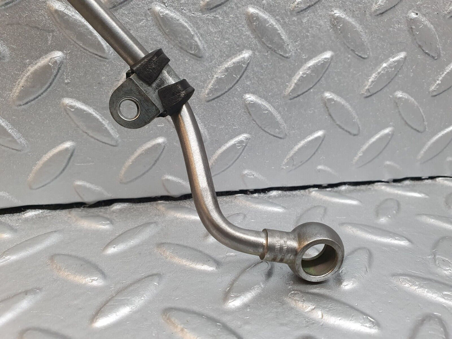 41979 Mercedes-Benz W202 C200 Fuel Injector Rail Hose Pipe