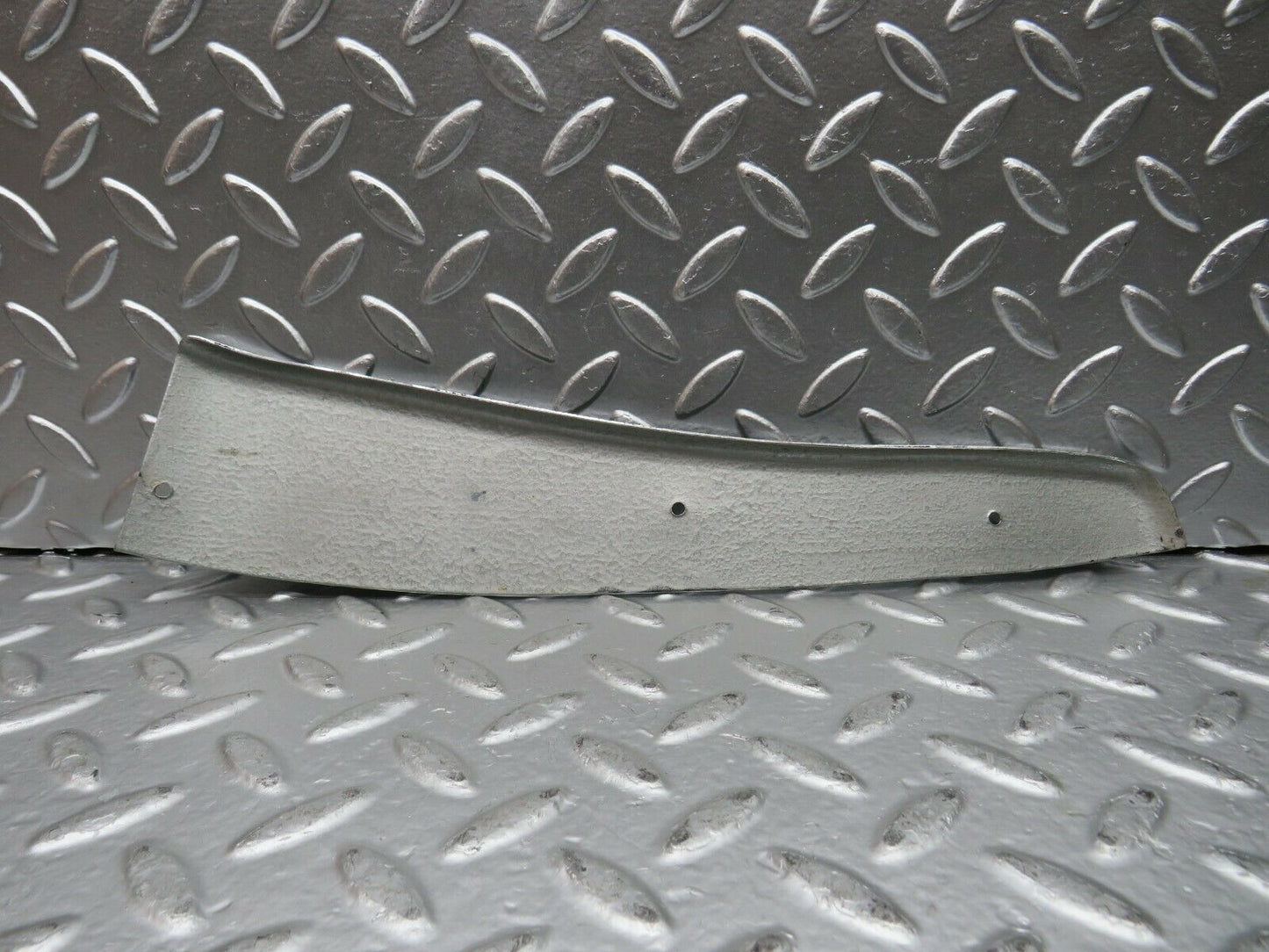 22743 Mercedes-Benz C107 450SLC Coupe Door Moulding Trim Chrome Right Side