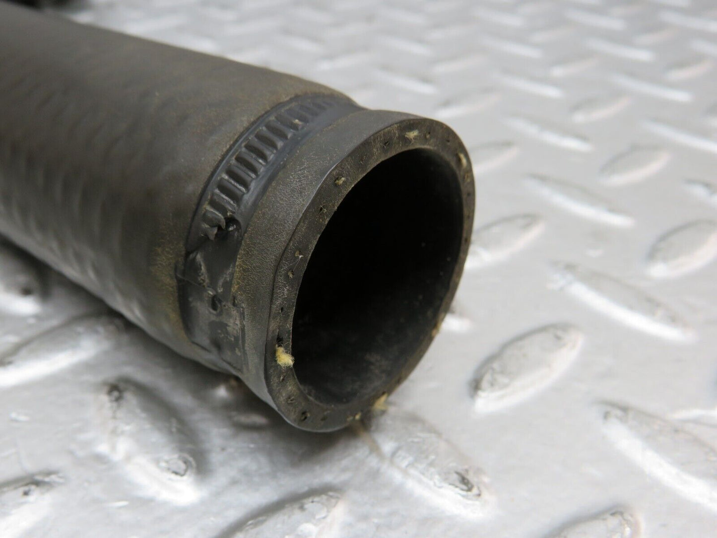 26419 Mercedes-Benz C124 220CE Radiator Hose Pipe Pair 1245015582 1245015682