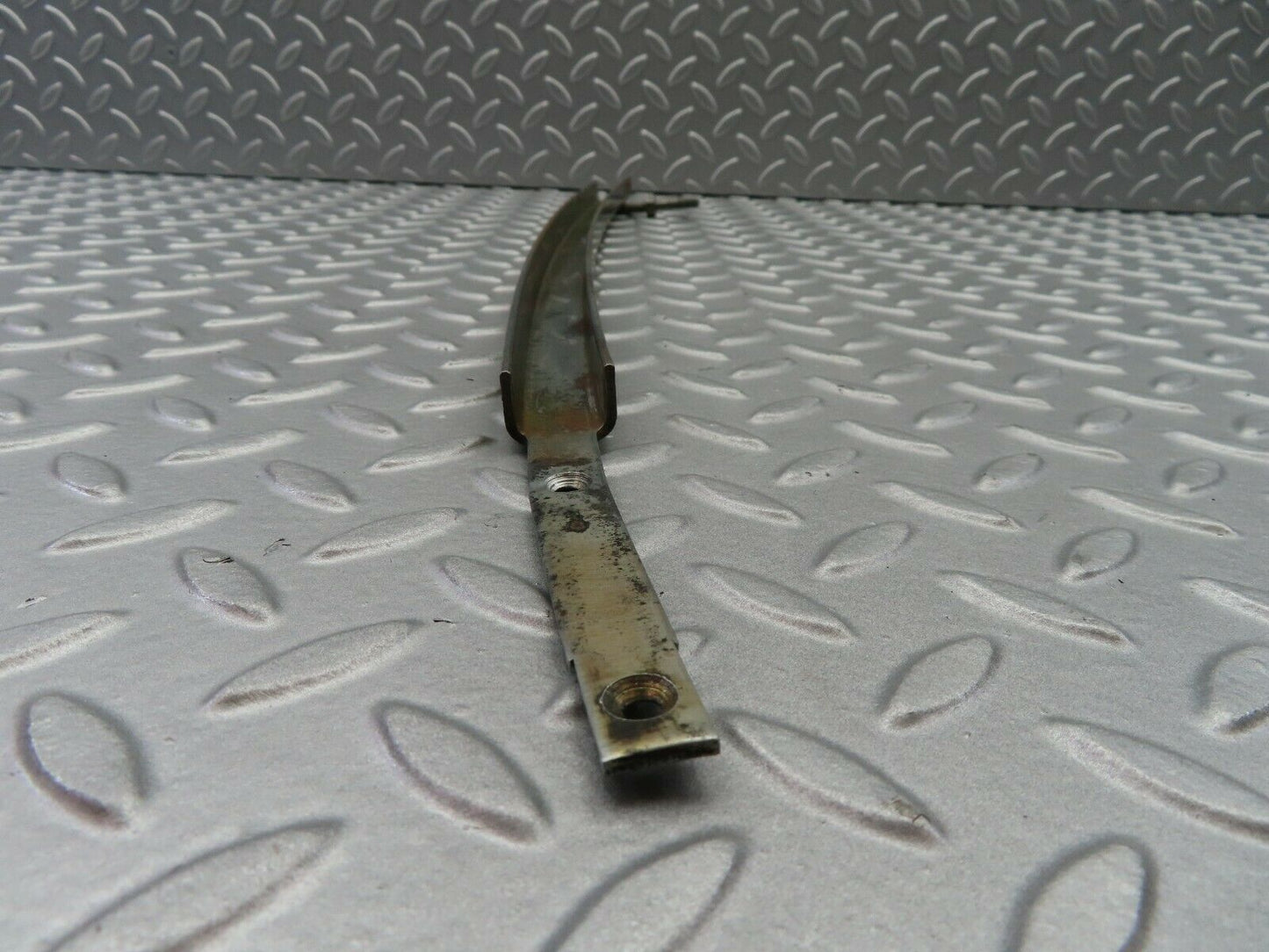 6854 Mercedes-Benz C107 350SLC Coupe Front Right Window Channel