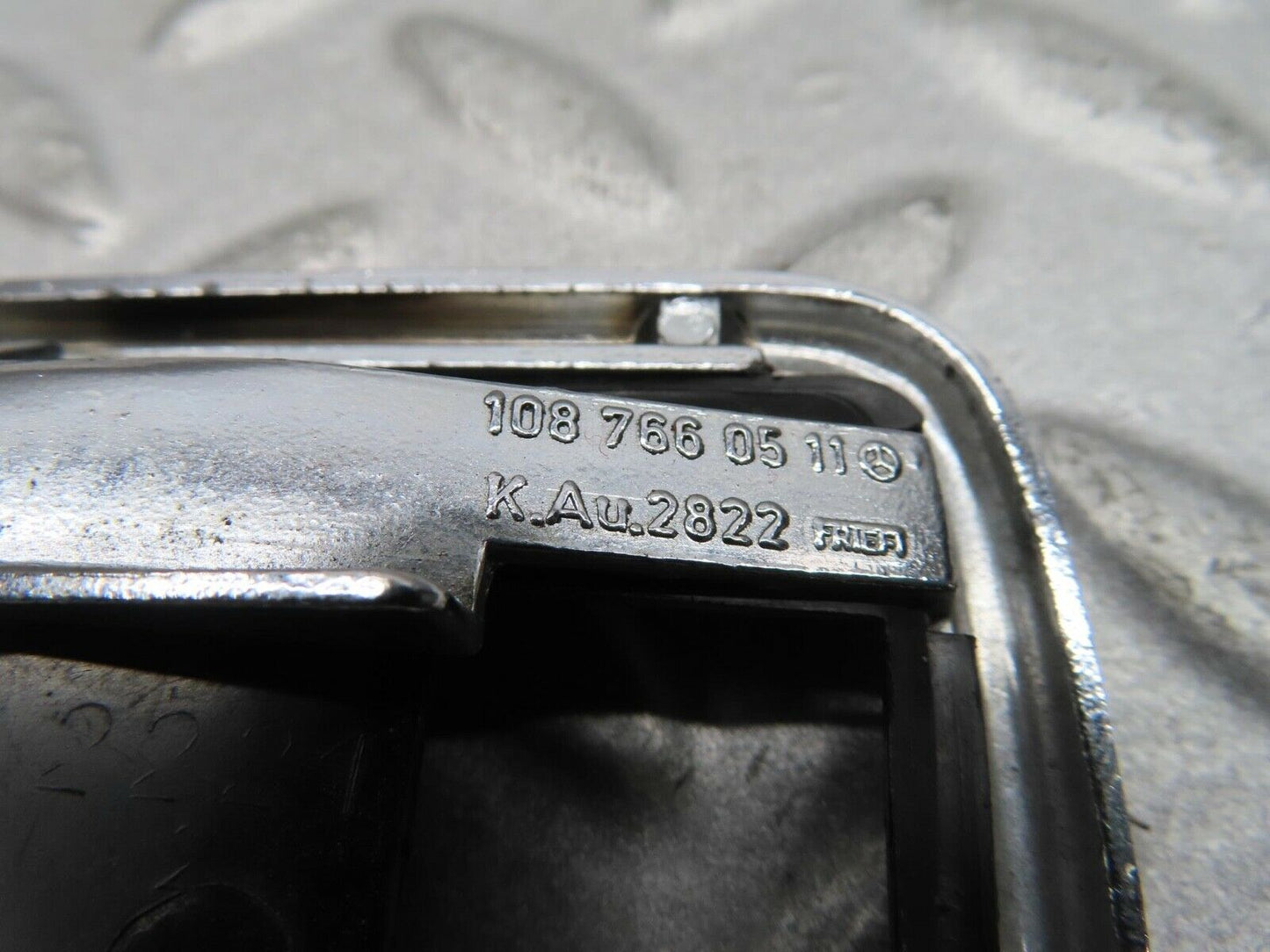 12266 Mercedes-Benz W108 280SE 3.5 Chrome Frame For Door Handle 1087660511