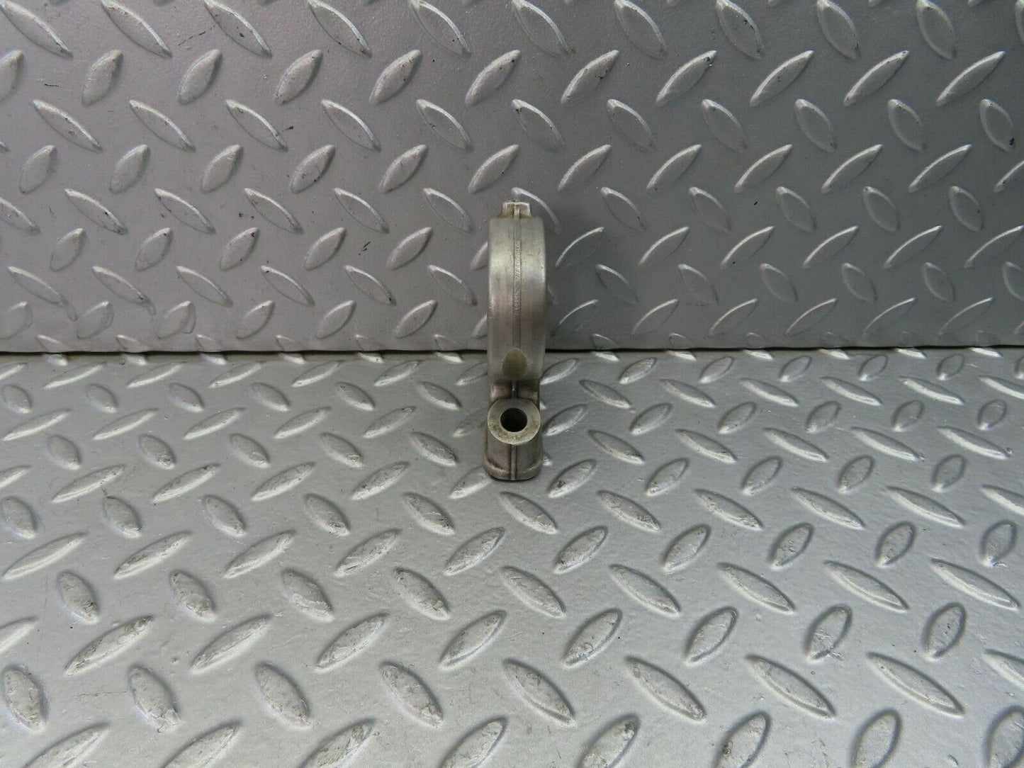 9081 Mercedes-Benz R107 Camshaft Tower Bearing 1160512112