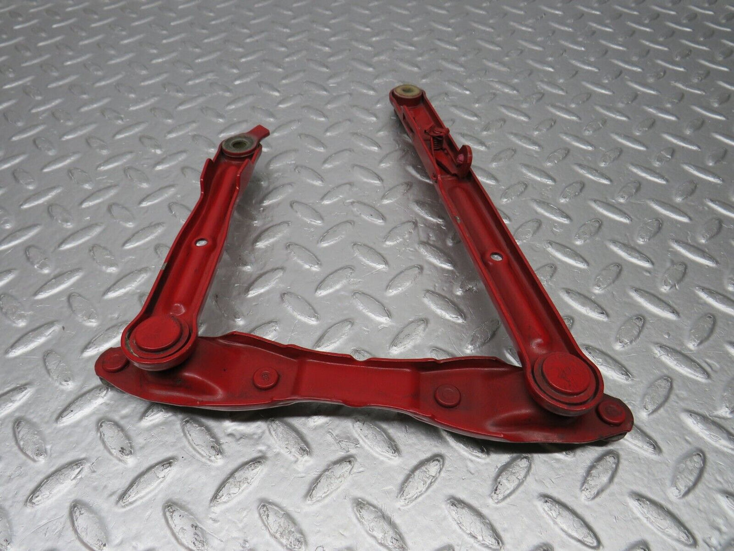 38769 Mercedes-Benz W201 190E 2.6L Bonnet Hinge Left Side