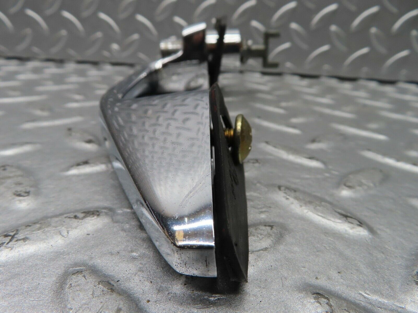 20237 Mercedes-Benz W114 280CE Coupe Door Handle Left No Key 1157660101