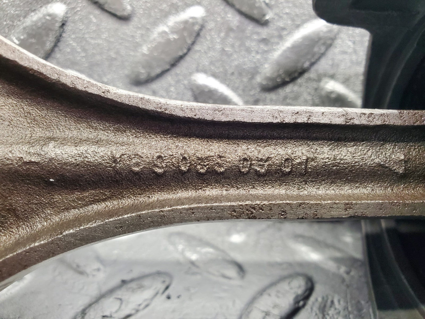 W112 piston with connecting rod used OEM