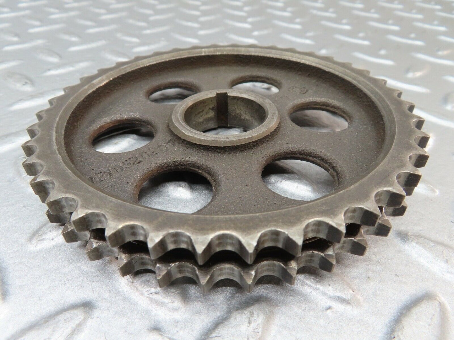 18394 Mercedes-Benz W111 220SE Coupe Camshaft Timing Gear 1210520201
