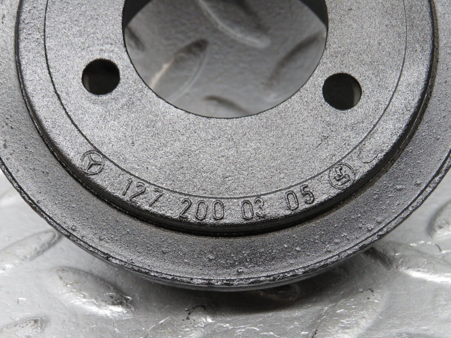 40412 Mercedes-Benz W110 230 Crankshaft Damper Pulley 1272000305