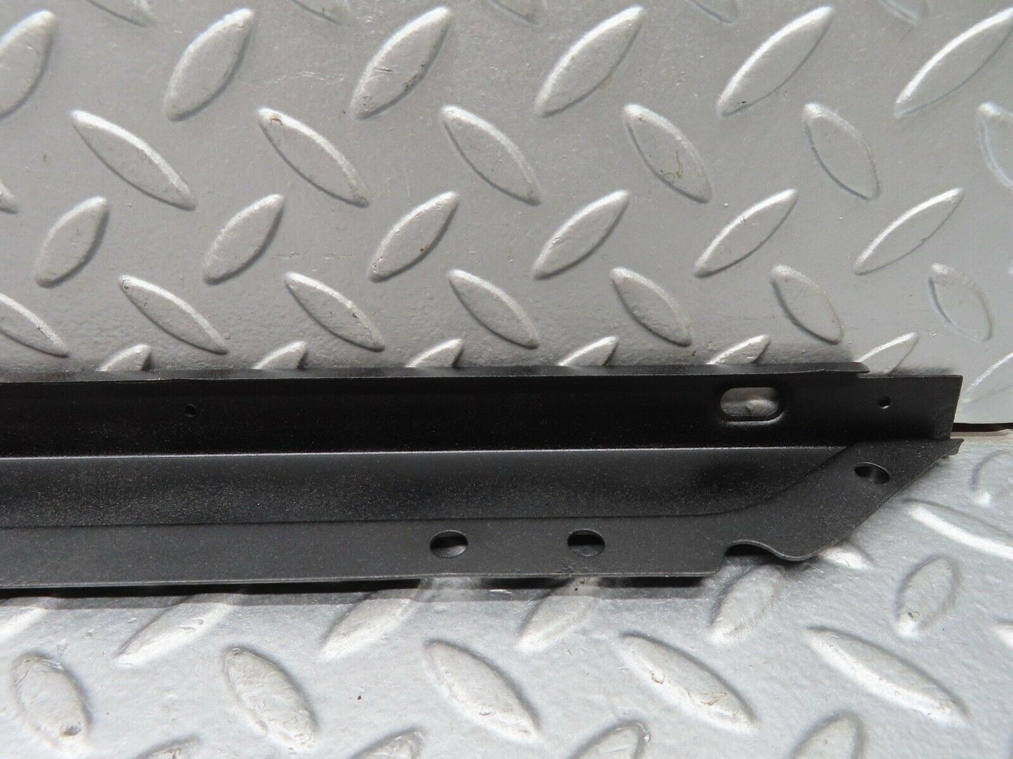 18536 Mercedes-Benz W111 220SE Coupe Rear Window Channel Support