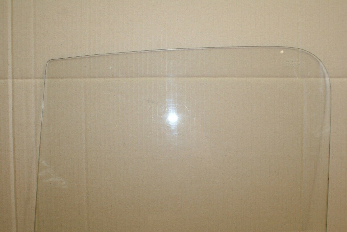 2266 Mercedes-Benz W105 219 PONTON Front Left Door Glass