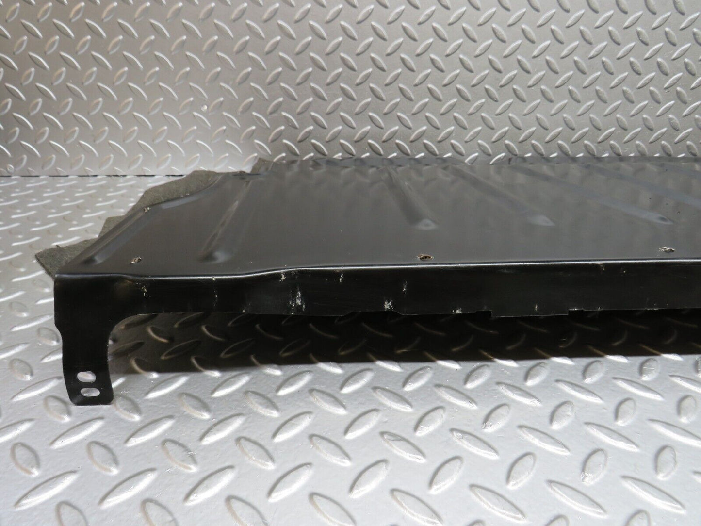 36231 Mercedes-Benz W126 420SE Fuel Tank Cover Plate Carpet Grey