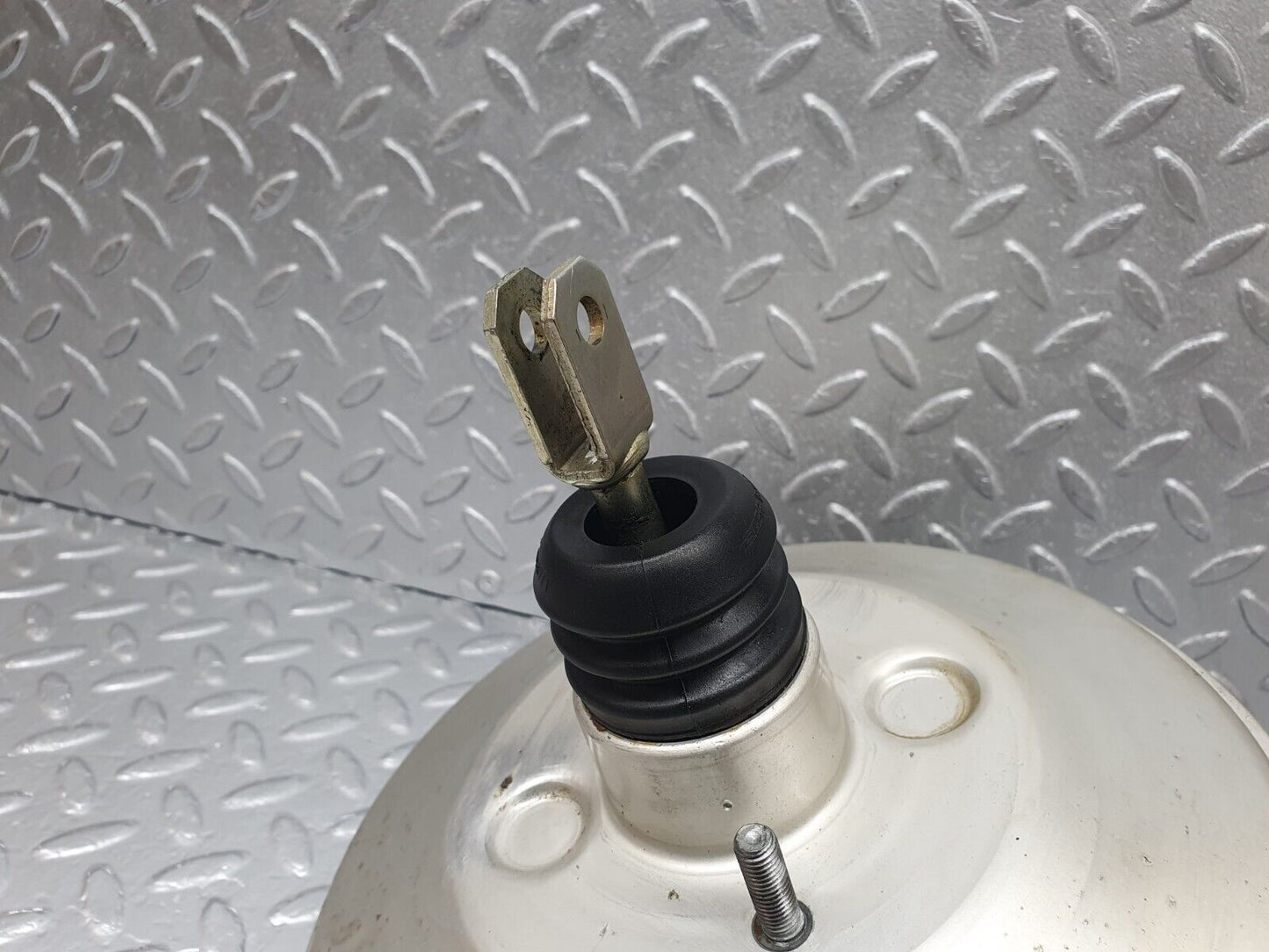 42851 Mercedes-Benz W201 190 Brake Booster Bendix 0034304230