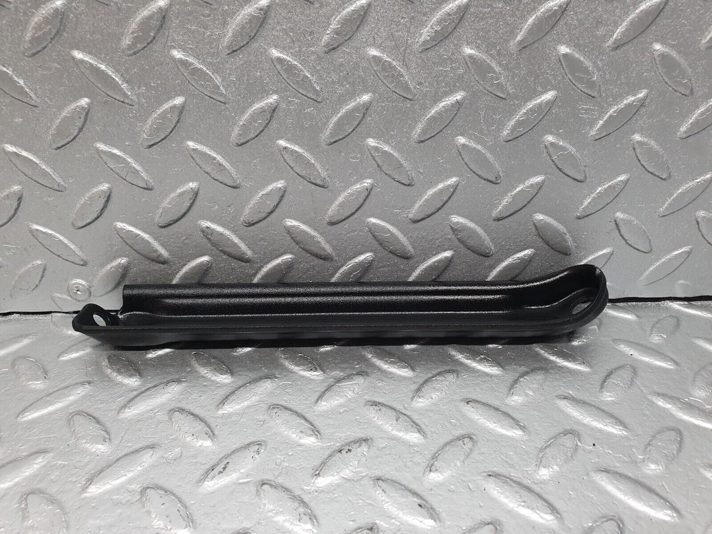 41527 Mercedes-Benz W124 200E Intake Manifold Bracket