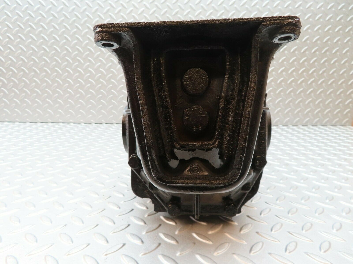 4102 Mercedes-Benz S123 200T Wagon Rear Differential Ratio 3.58 1233510101