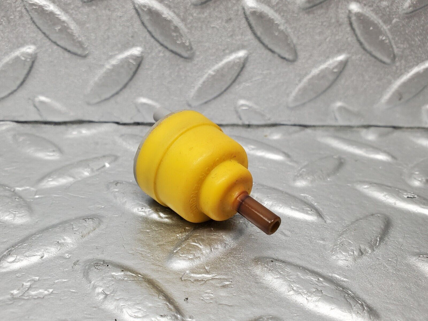 46670 Mercedes-Benz C123 280CE Coupe Vacuum Check Valve 1238000278