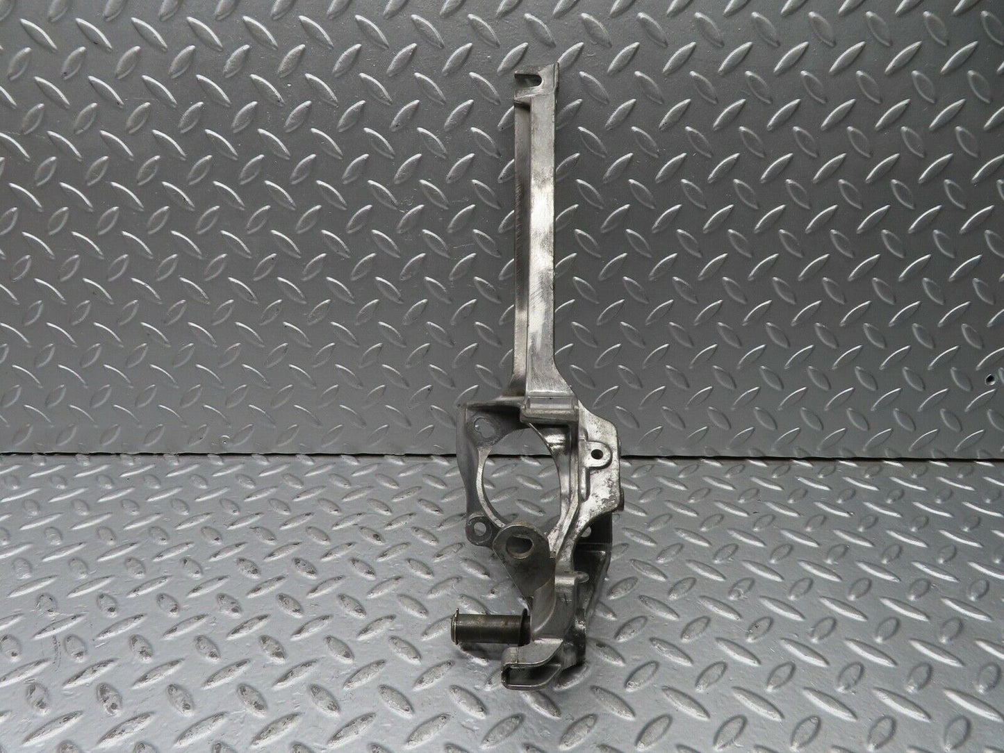21683 Mercedes-Benz W126 300SE Brake Pedal Bracket 1262902419