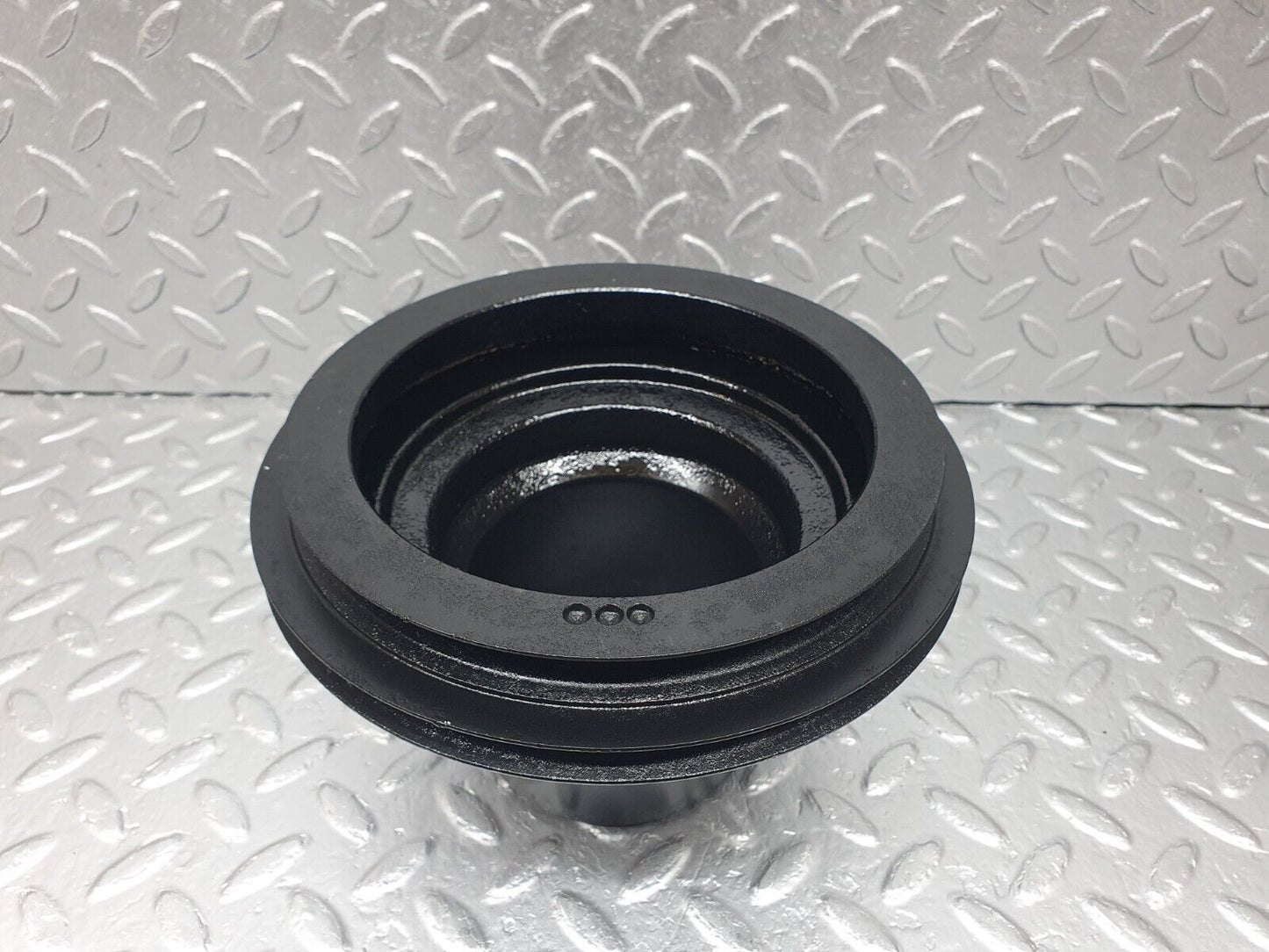 43590 Mercedes-Benz C126 380SEC Coupe Crankshaft Pulley