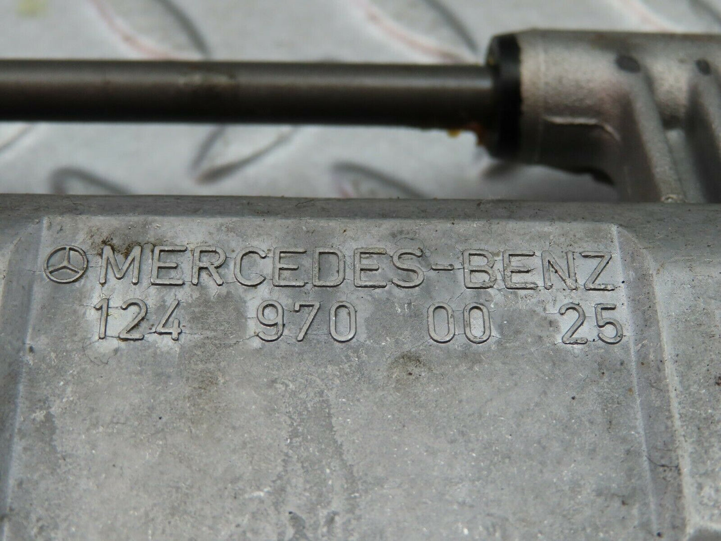 5936 Mercedes-Benz W124 230E Headrest Folding Mechanism 1249700025