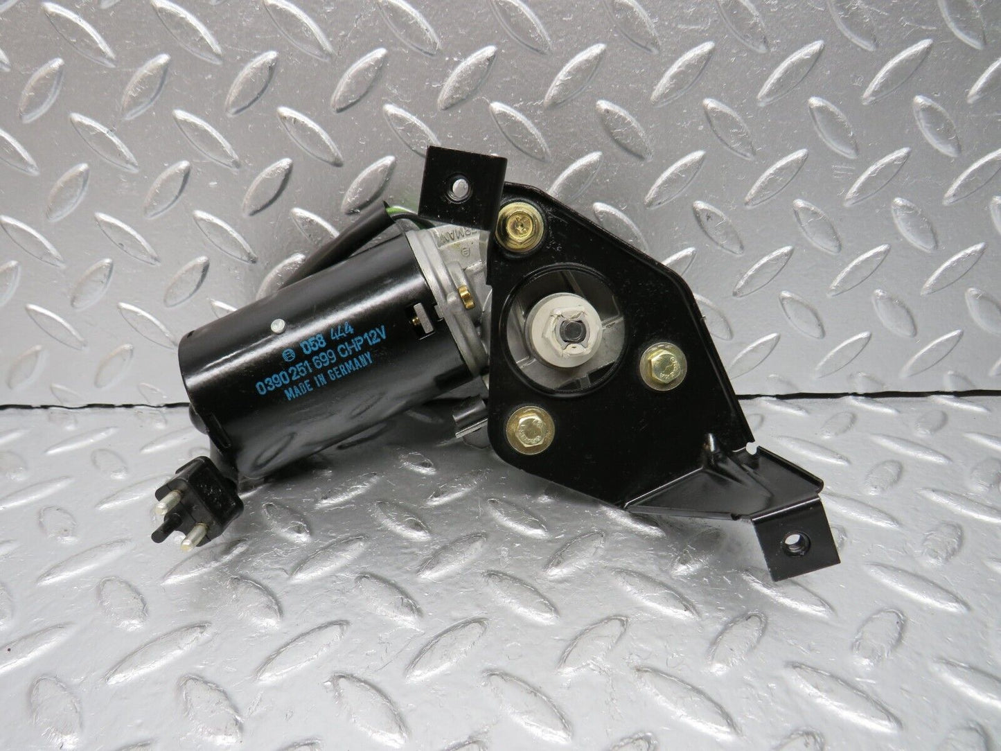 30672 Mercedes-Benz W201 190E Sunroof Motor Bosch with Relay 0390251699