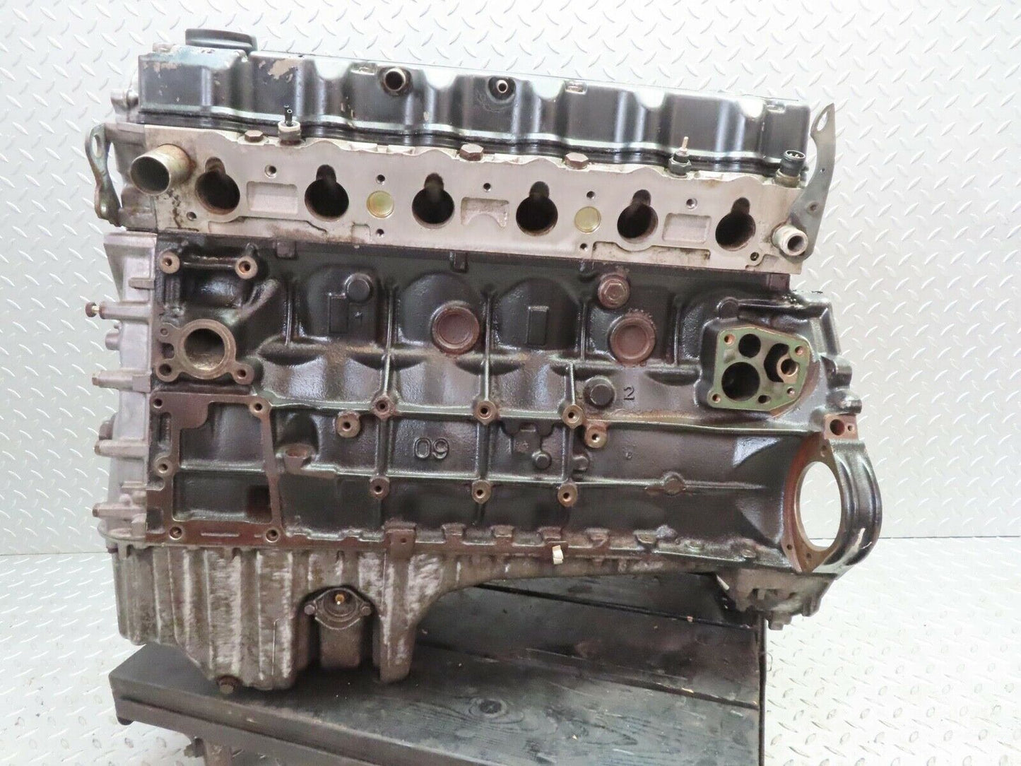 16527 Mercedes-Benz W124 260E 6 Cylinder Petrol Engine M103.940